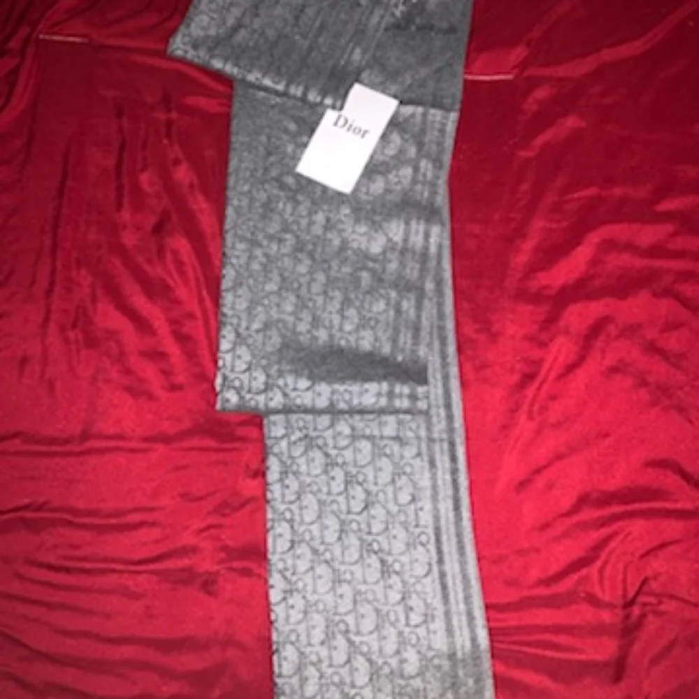 Dior oriental scarf gray